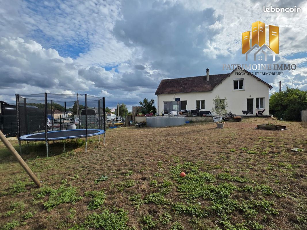 Maison 7 pièces 190 m² · à Écommoy · 190 m² · 267 240 €