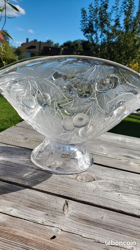 Coupe a fruits en verre (image 1)