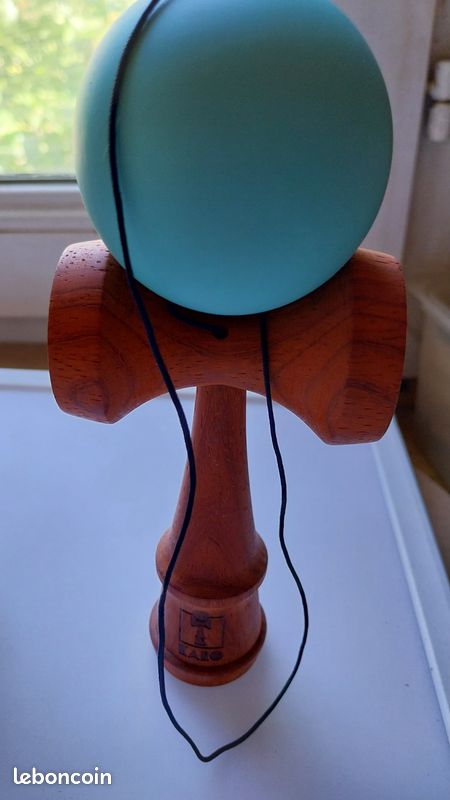 Kendamas neufs différents modèles (bilboquets) (image 2)