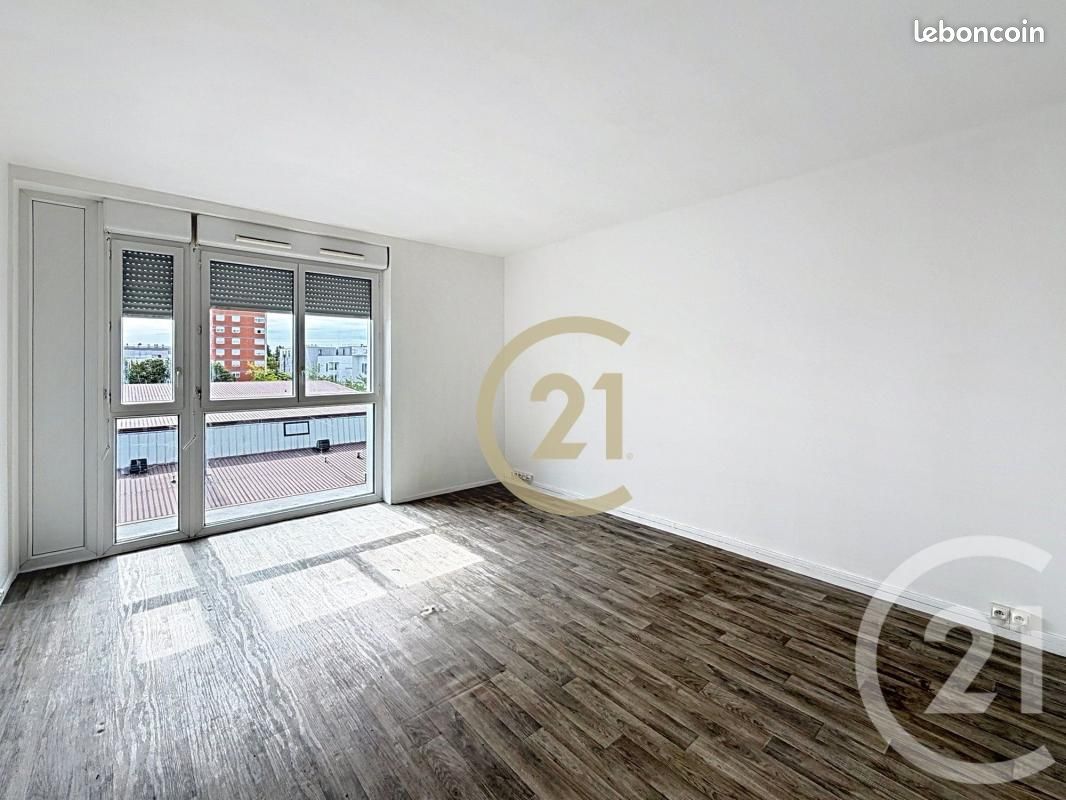 Appartement 3 pièces 55 m² · à Viry-Châtillon · 55 m² · 135 000 €