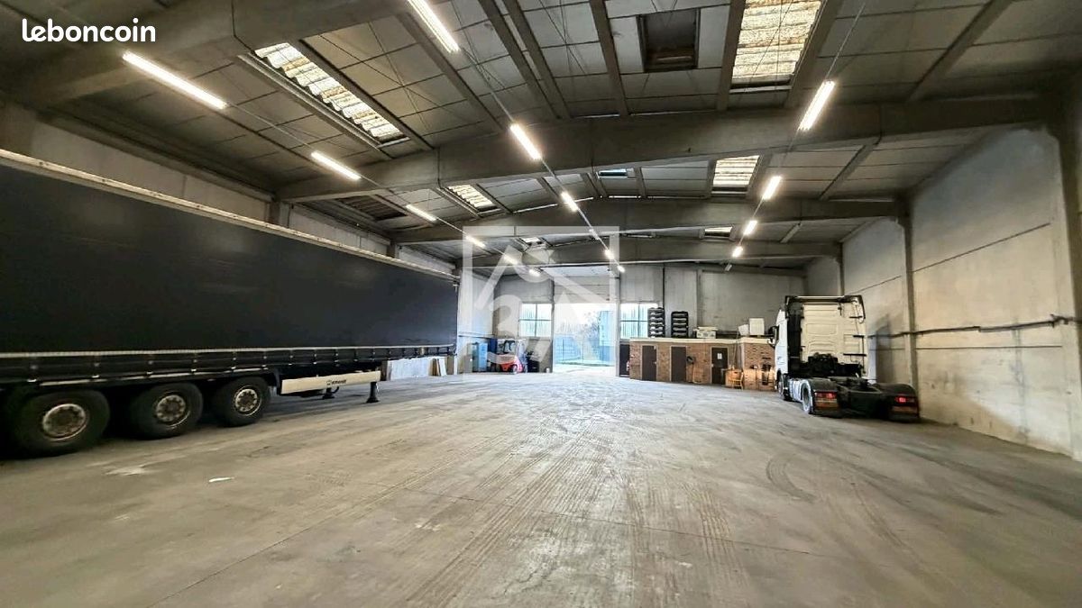 Local commercial 695 m² · à Calais · 695 m² · 517 275 €