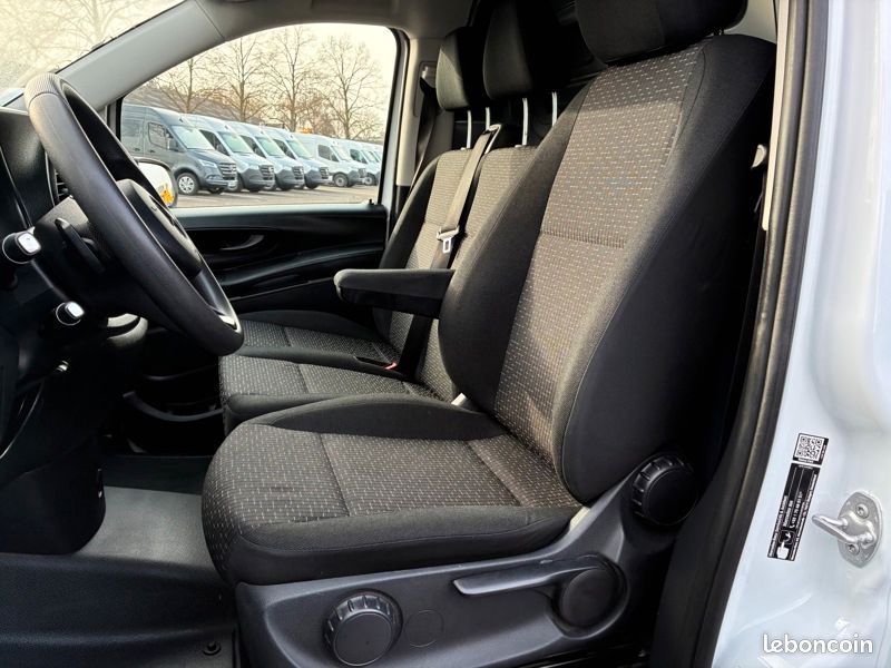 Mercedes Vito 116 CDI Fourgon Long L2 163ch BVA LED 31500HT Gar (image 14)