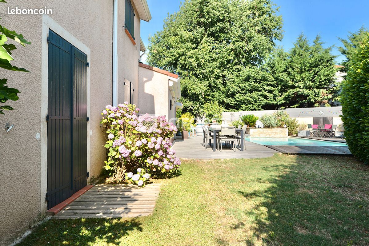 Maison 7 pièces 217 m² · à L'Union · 217 m² · 645 000 €