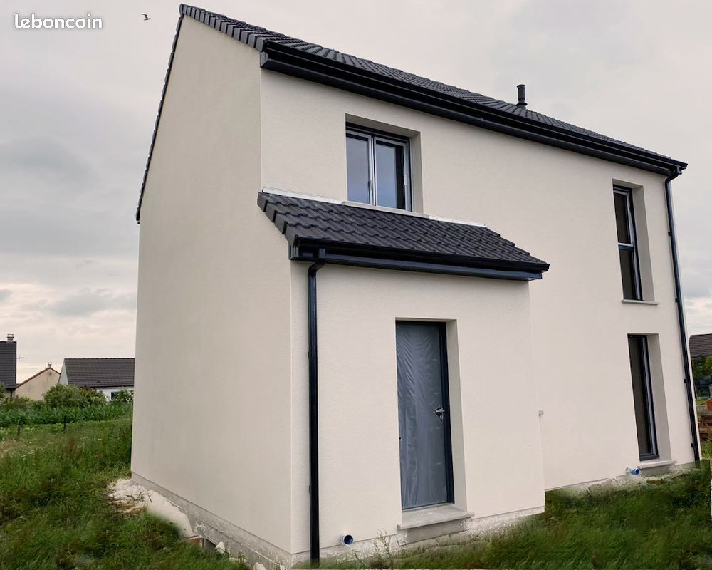 Maison 5 pièces 77 m² · à Avallon · 77 m² · 882 €/mois