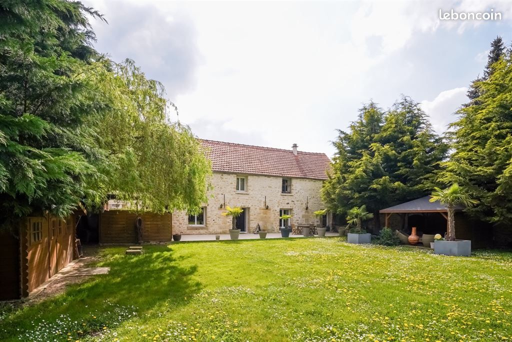 Maison 9 pièces 470 m² · à Théméricourt · 470 m² · 599 000 €