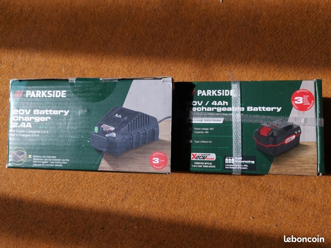 Chargeur Parkside 12V 2,4A - Bricolage
