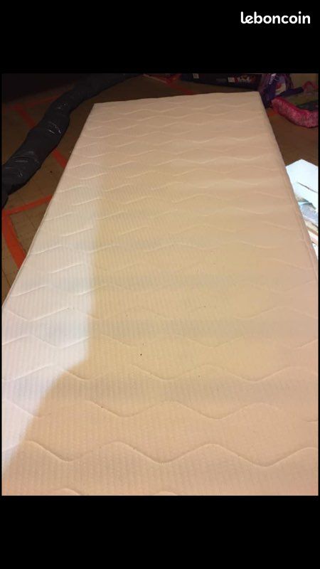 Somier avec matelas (image 1)