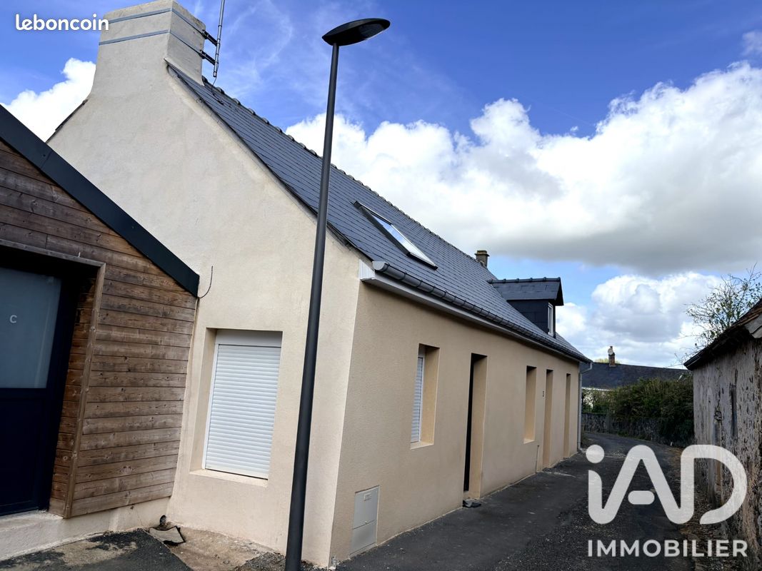 Immeuble 2 pièces 142 m² · à Torcé-Viviers-en-Charnie · 142 m² · 220 000 €