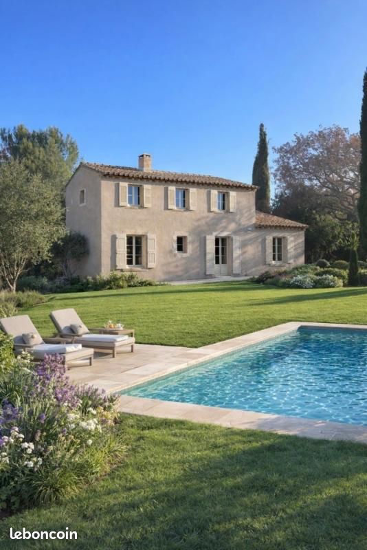 Terrain 860 m² · à Châteauneuf-les-Martigues · 272 890 €