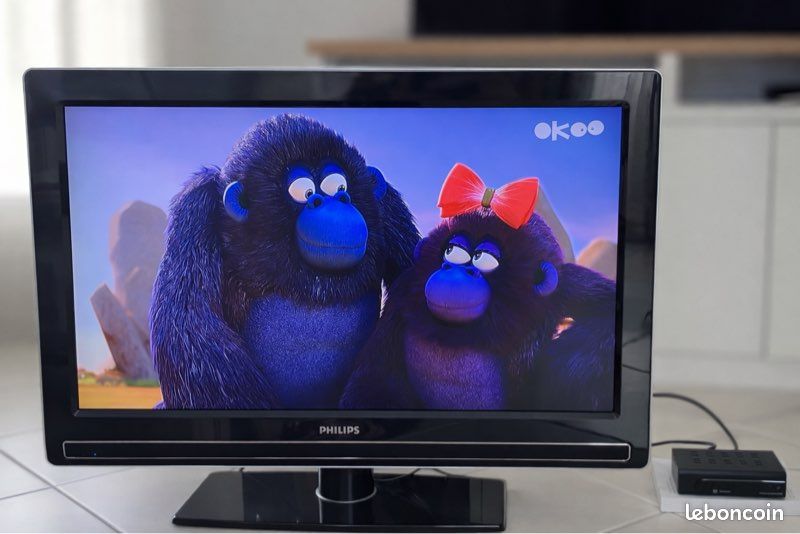TV Philips LCD 32 Pouces (81 Cm) – Noire, Très Bon état, à Emporter