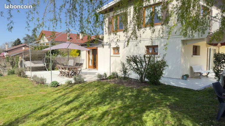 Pavillon 5 pièces 168 m²