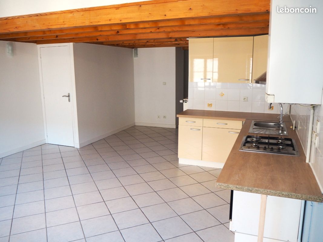 Appartement 3 pièces 57 m² · à Tarare · 57,4 m² · 645 €/mois
