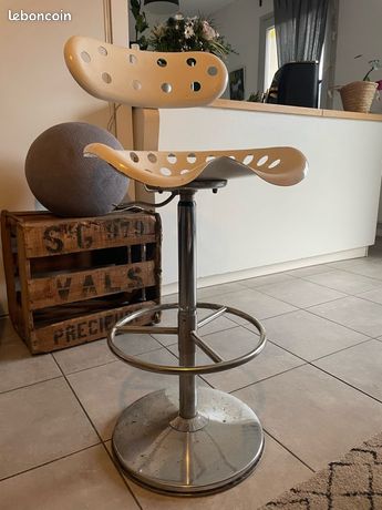 Lot de 2 Tabourets de Bar Vintage pivotant sur 360° avec Dossier et Repose-Pieds Siège de 63cm de Haut Style industriel Marron