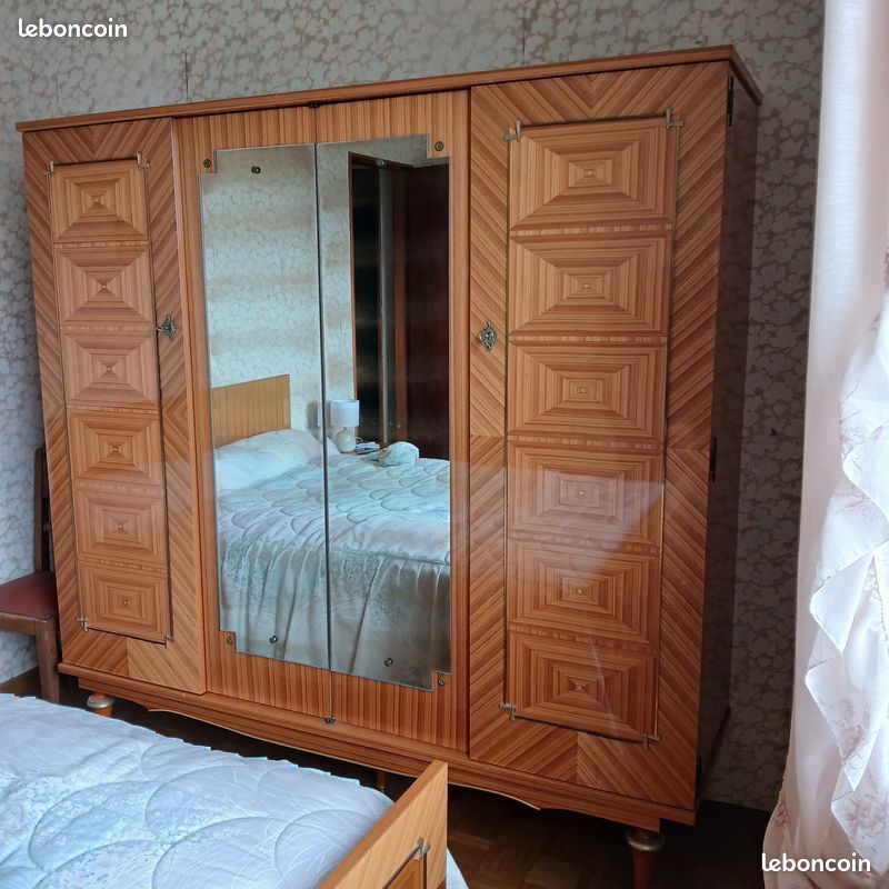 Armoire Vintage – Années 50/60 – Style Reconstruction / Art Déco (image 1)