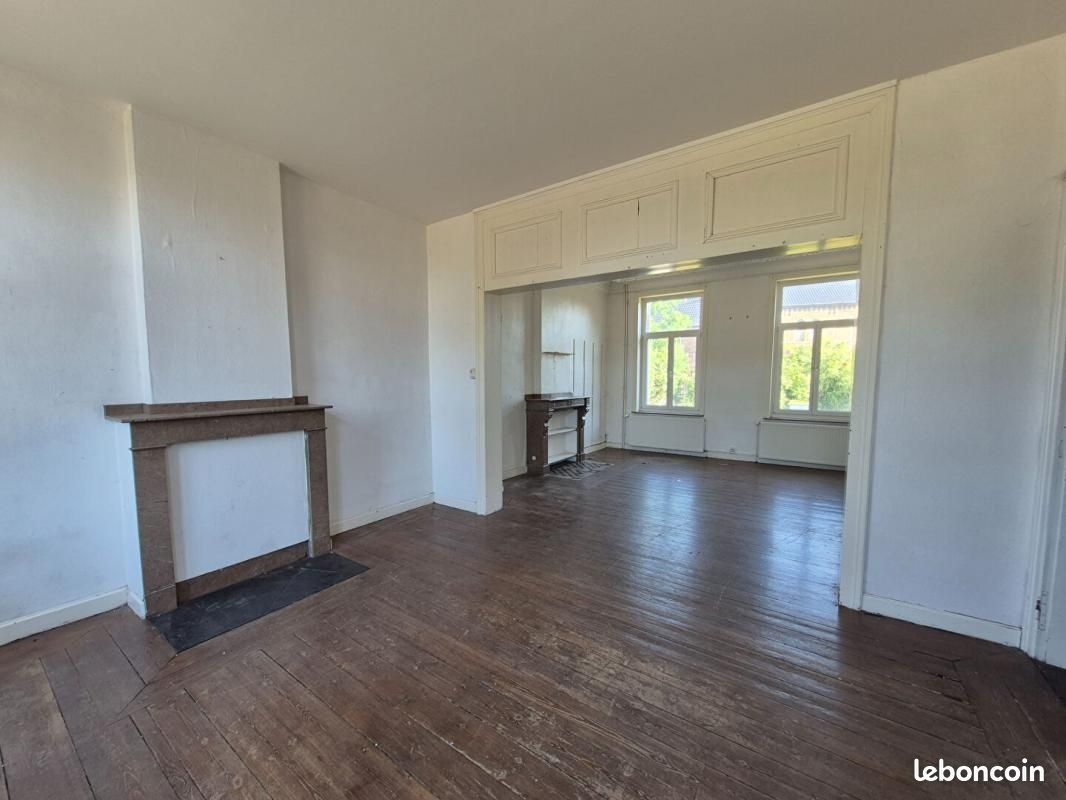 Maison 5 pièces 180 m² · à Rumegies · 180 m² · 365 000 €