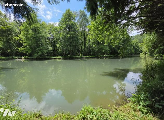 Terrain 6950 m² MONTHODON