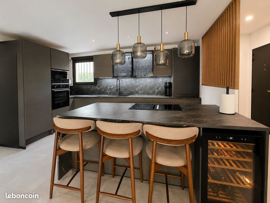 Appartement 3 pièces 68 m² · à Marseille · 68 m² · 1 850 €/mois