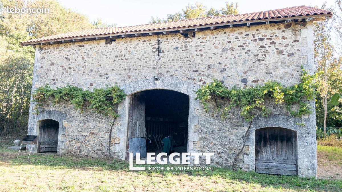 Maison 3 pièces 76 m² · à Maisonnais-sur-Tardoire · 76 m² · 77 000 €