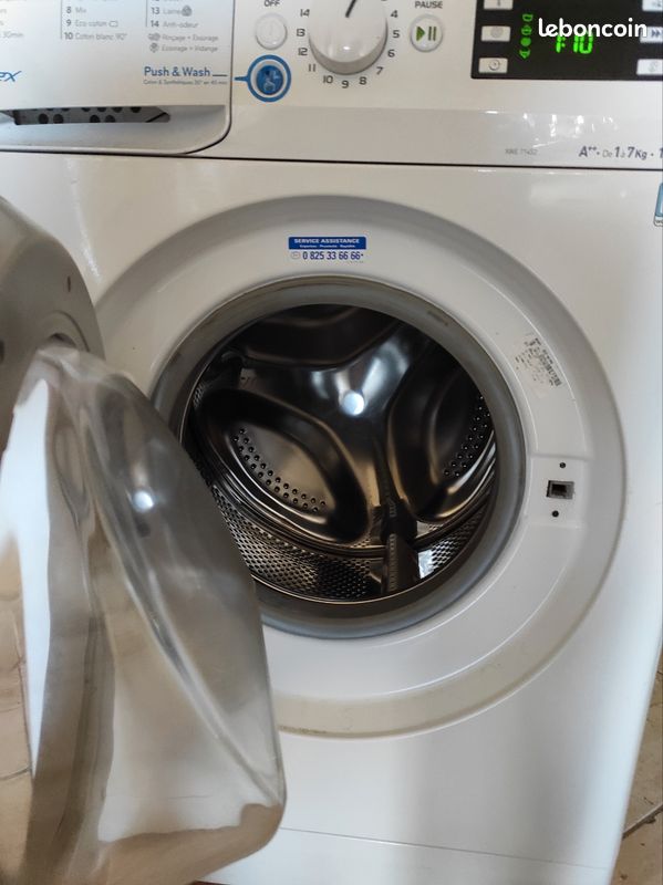 LAVE LINGE INDESIT HUBLOT FRONTAL PUSH & WASH 7 Kg (image 3)