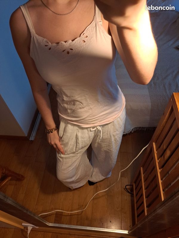 Débardeur rose clair avec broderie Vêtements