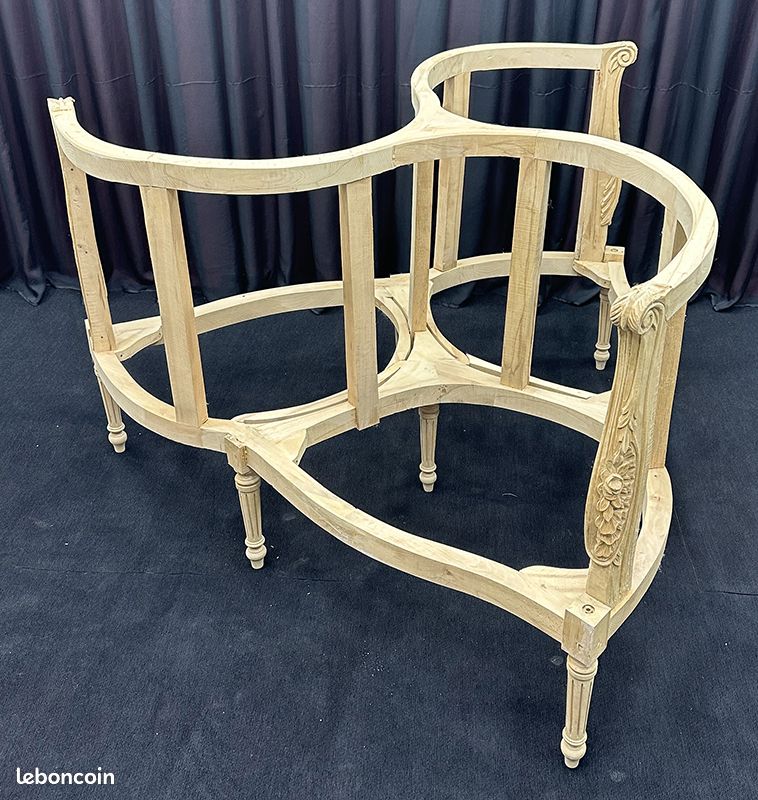 Fabricant Carcasses Fauteuils, Chaises Médaillon, Canapés et Lits Baroque en Hêtre Massif (image 4)