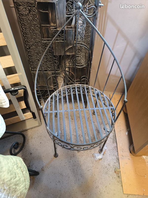 Fauteuil fer forgé (image 1)