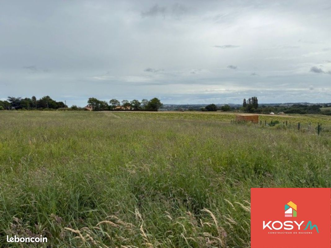 Terrain 403 m² · à Mauges-sur-Loire · 403 m² · 45 300 €