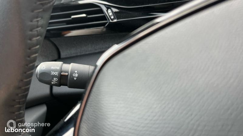 Peugeot 308 1.5 BlueHDi 130ch S&S Allure EAT8 (image 23)