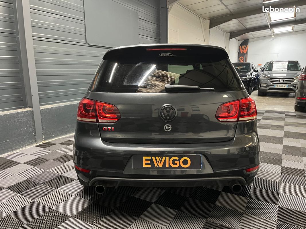 VOLKSWAGEN GOLF GTi (image 20)