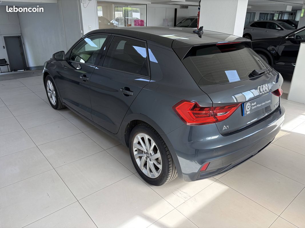AUDI A1 Sportback 30 TFSI 116 ch S tronic 7 Design Luxe (image 23)