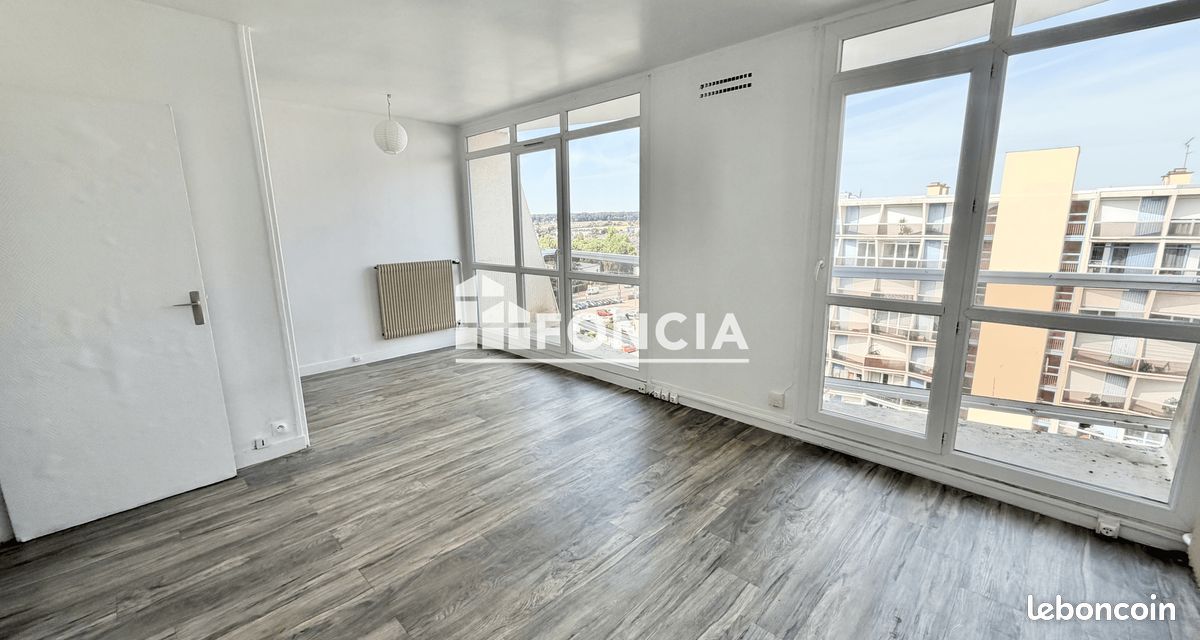Appartement 1 pièce 32 m² · à Plaisir · 32 m² · 110 000 €