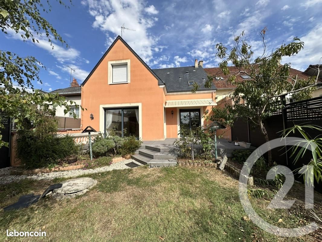 Maison 6 pièces 160 m² · à Le Mans · 160 m² · 378 000 €