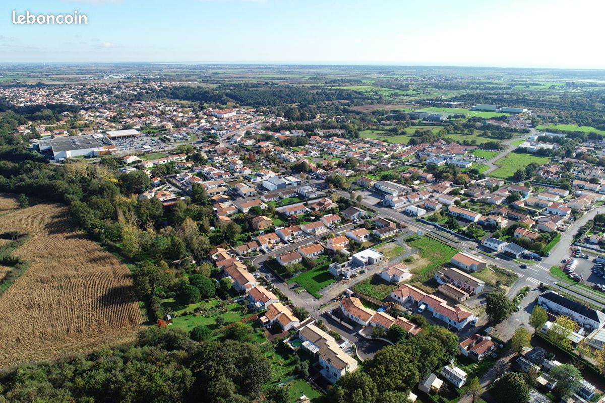 Terrain 409 m² · à Talmont-Saint-Hilaire · 143 000 €