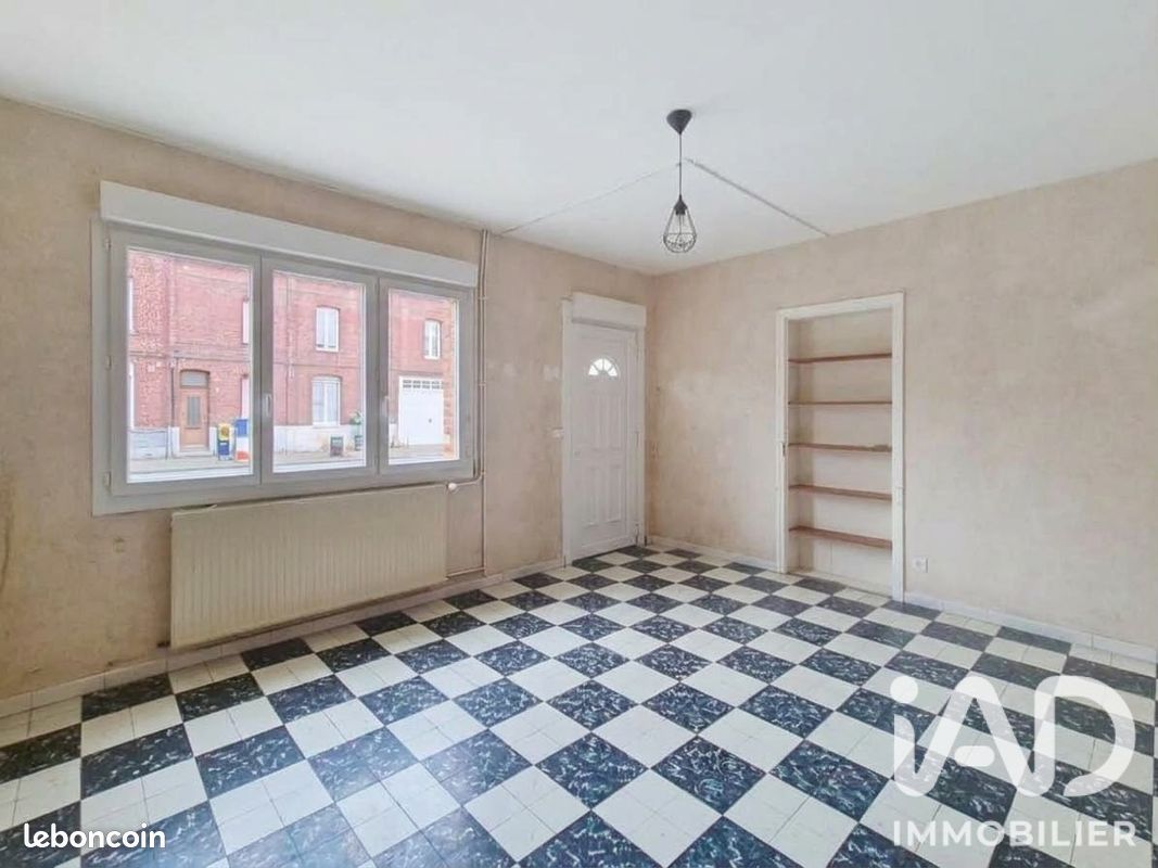 Maison 5 pièces 126 m² · à Aniche · 126 m² · 130 000 €