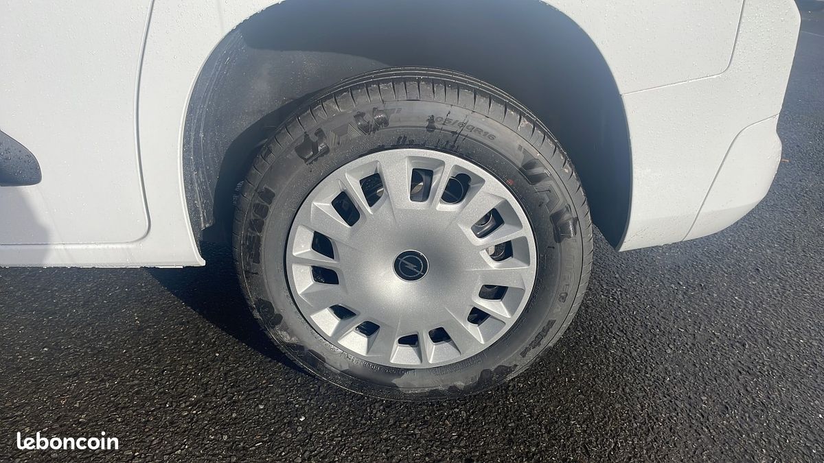 Opel COMBO LIFE TAILLE M - 1.5 BLUEHDI 100CH S&S ELEGANCE 5 PLACES (image 9)