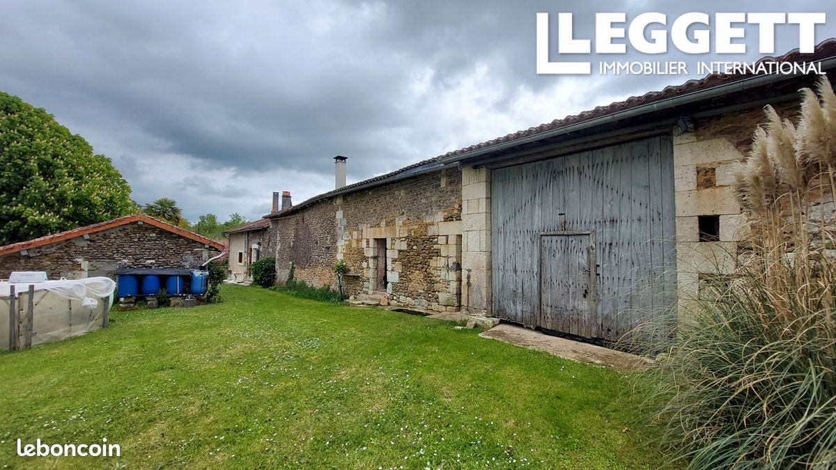 Maison 6 pièces 94 m² - Villebois-Lavalette 16320 (image principale 8)