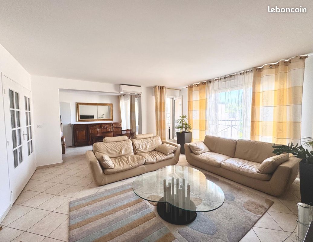 Appartement 5 pièces 107 m² · à Rueil-Malmaison · 107 m² · 3 090 €/mois