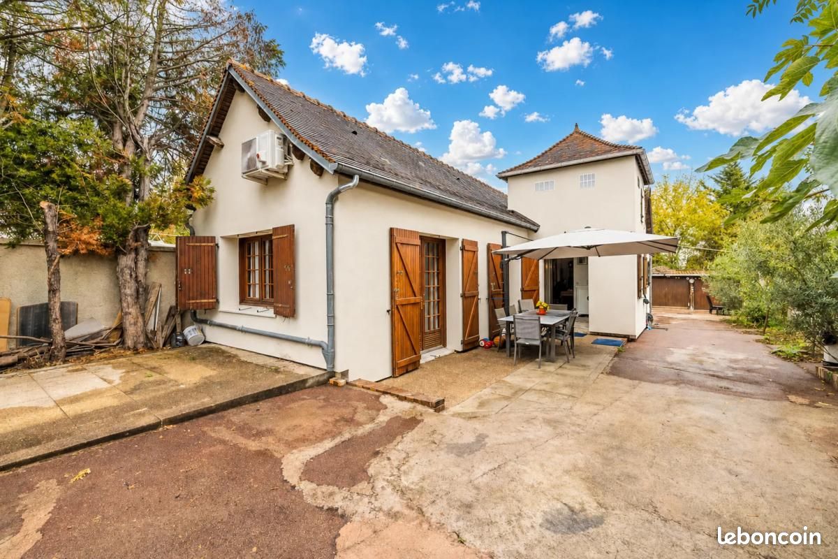 Maison 5 pièces 112 m² · à Linas · 112 m² · 397 000 €