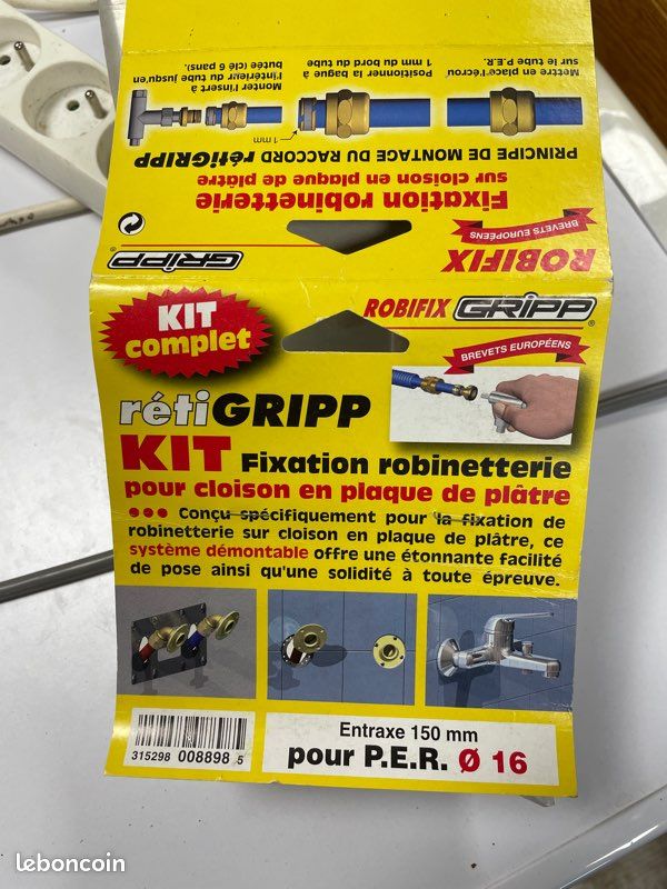 Kit fixation robinetterie (image 1)