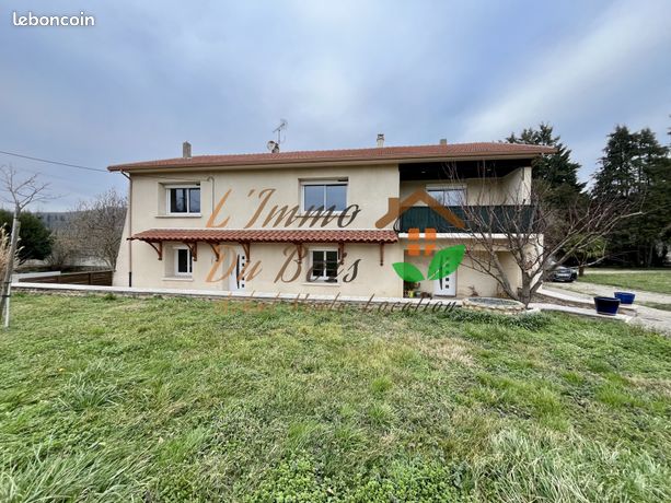 Maison 5 pièces 222 m²