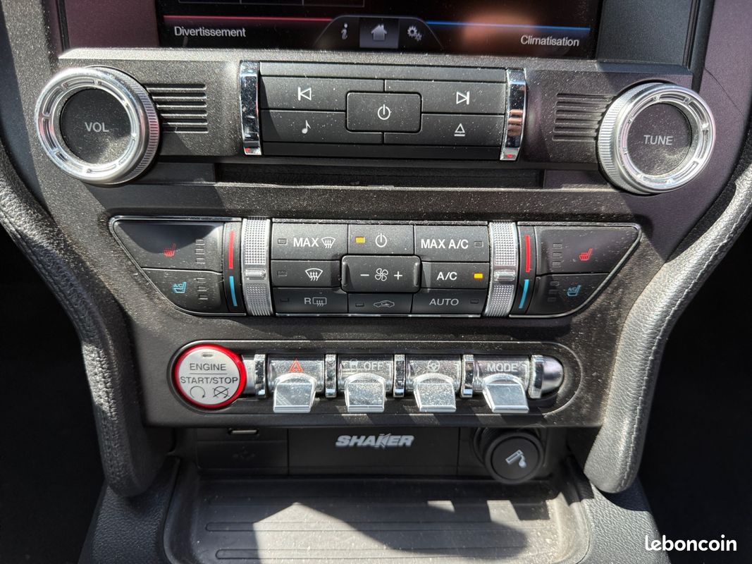 FORD MUSTANG VI CABRIOLET 2.3 ECOBOOST BV6 CONVERTIBLE 317Ch ligne ford performance sièges ventilés et chauffants Garantie 12 mois (image 17)