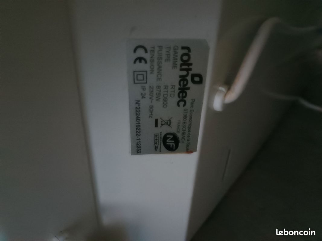 Radiateur Rothelec 875w (image 2)
