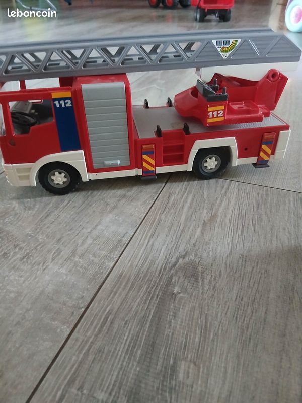 Camion de pompiers playmobil (image 7)