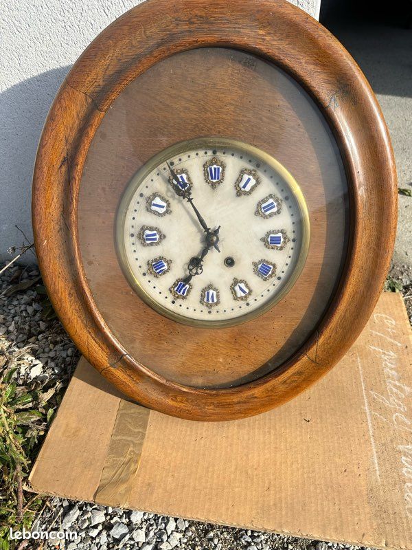 Horloge ronde en bois de mode vintage horloge murale antique horloge murale ronde en bois horloge murale vintage en bois horloge murale en bois antique horloge murale décorative pour la maison et