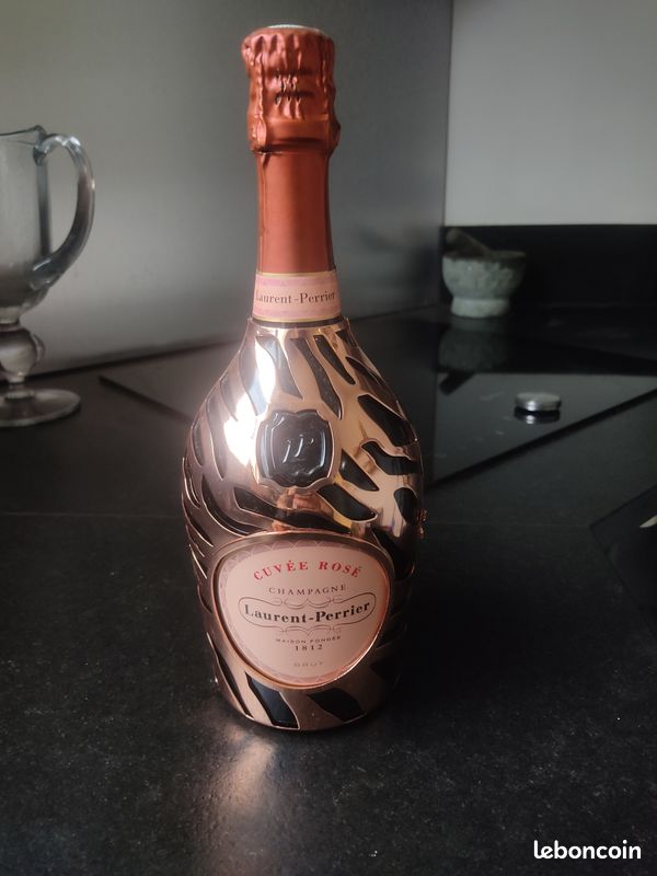 Champagne Laurent-Perrier Cuvée Rose Metal Jacket Mariposa (image 1)