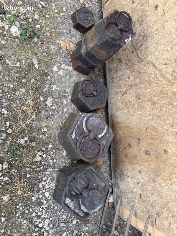 Poids en fonte (image 1)