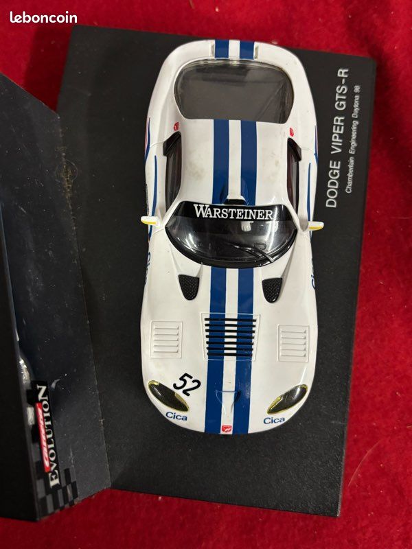 Carrera Dodge Viper GTS-R #52 Oreca 97 Evolution Slot Car 1