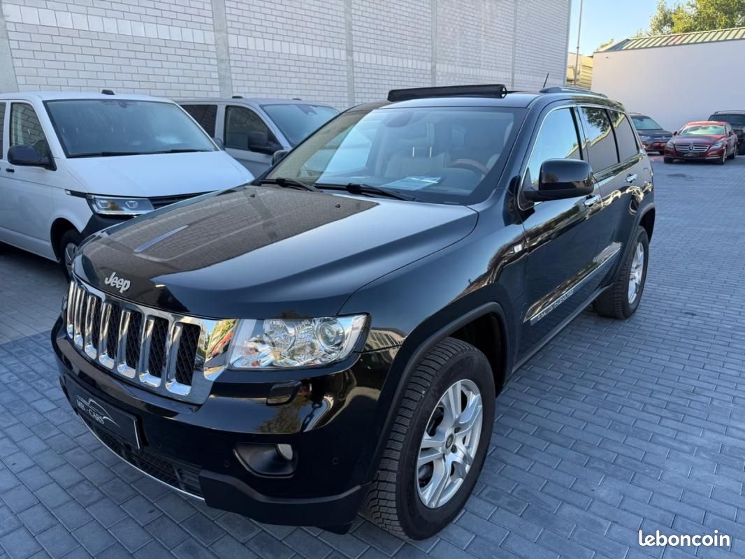 Jeep Grand Cherokee 3.0 CRD Overland | 241 ch BVA Toit panoramique Régulateur adaptatif Hayon éle... (image 1)