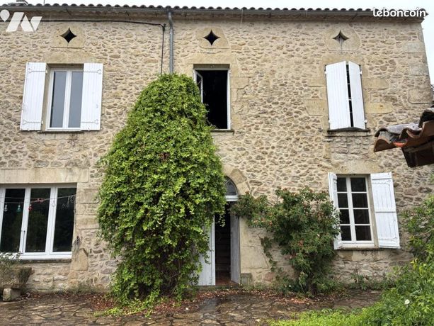 Maison 8 pièces 260 m²