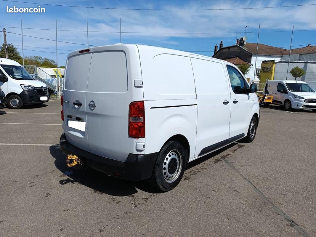 Opel vivaro m bluehdi 145 s&s eat8 (image 3)